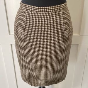 EUC WOMENS WOOL ANN TAYLOR SKIRT 4